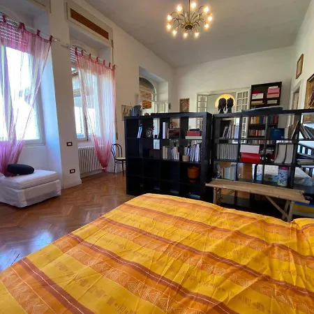 In Historical With Stunning View Грандола-ед-Унити